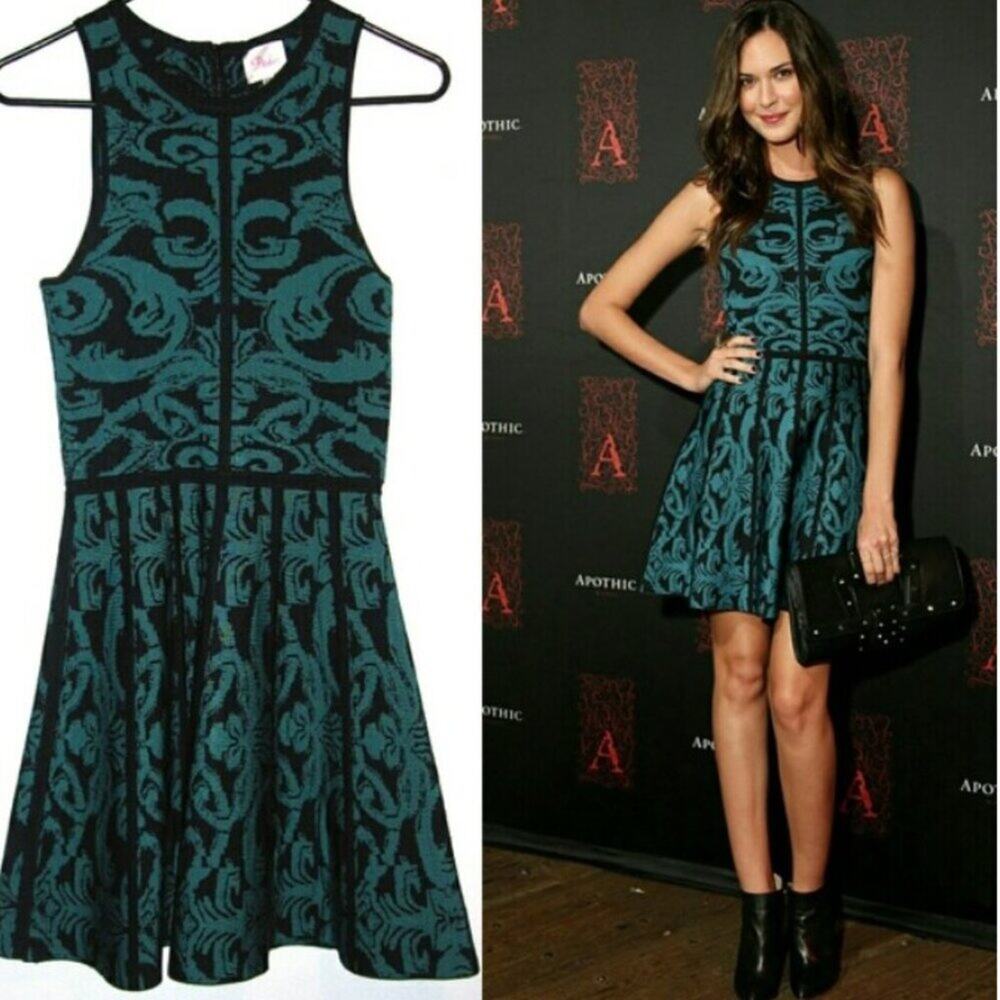 Parker Kiley Fit and Flare Sleeveless Dress Everglade Green and Black Size Large